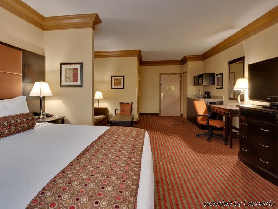 La Quinta By Wyndham Dublin - Pleasanton Hotel Room photo